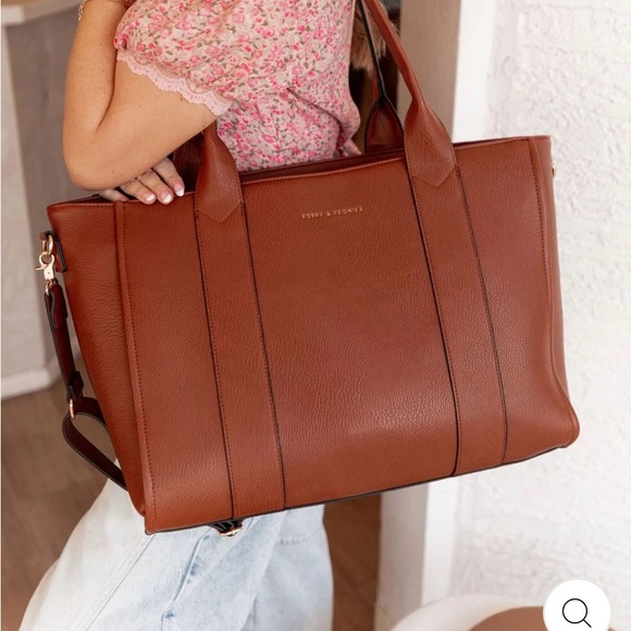 Poppy & Peonies Chestnut Vegan Leather Tote - Picture 1 of 1